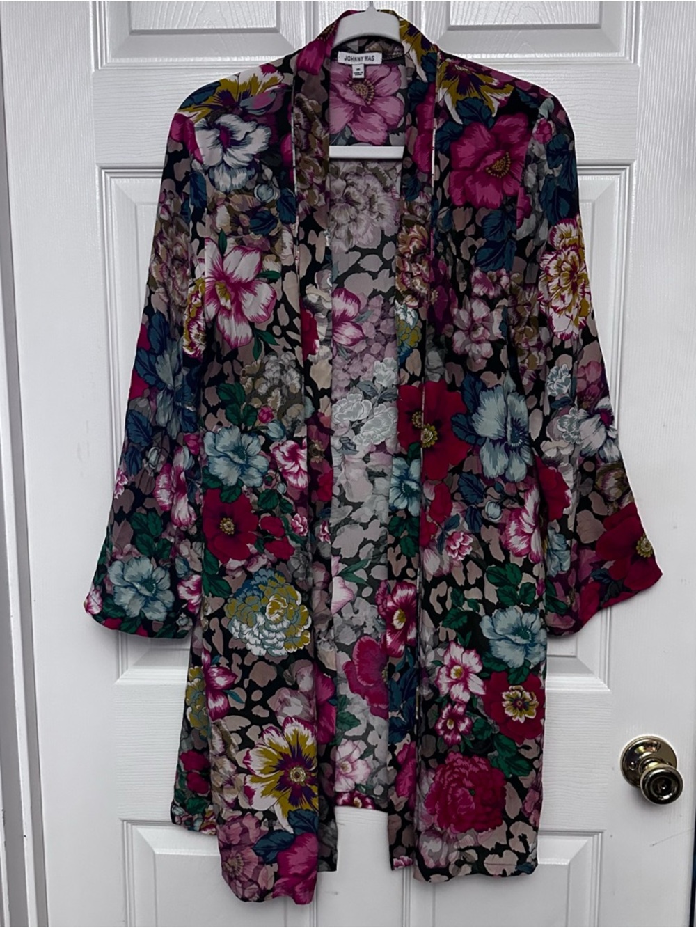 Johnny Was Women's XS Evelyn 100% Silk Floral Print Robe Cover-up Missing Belt